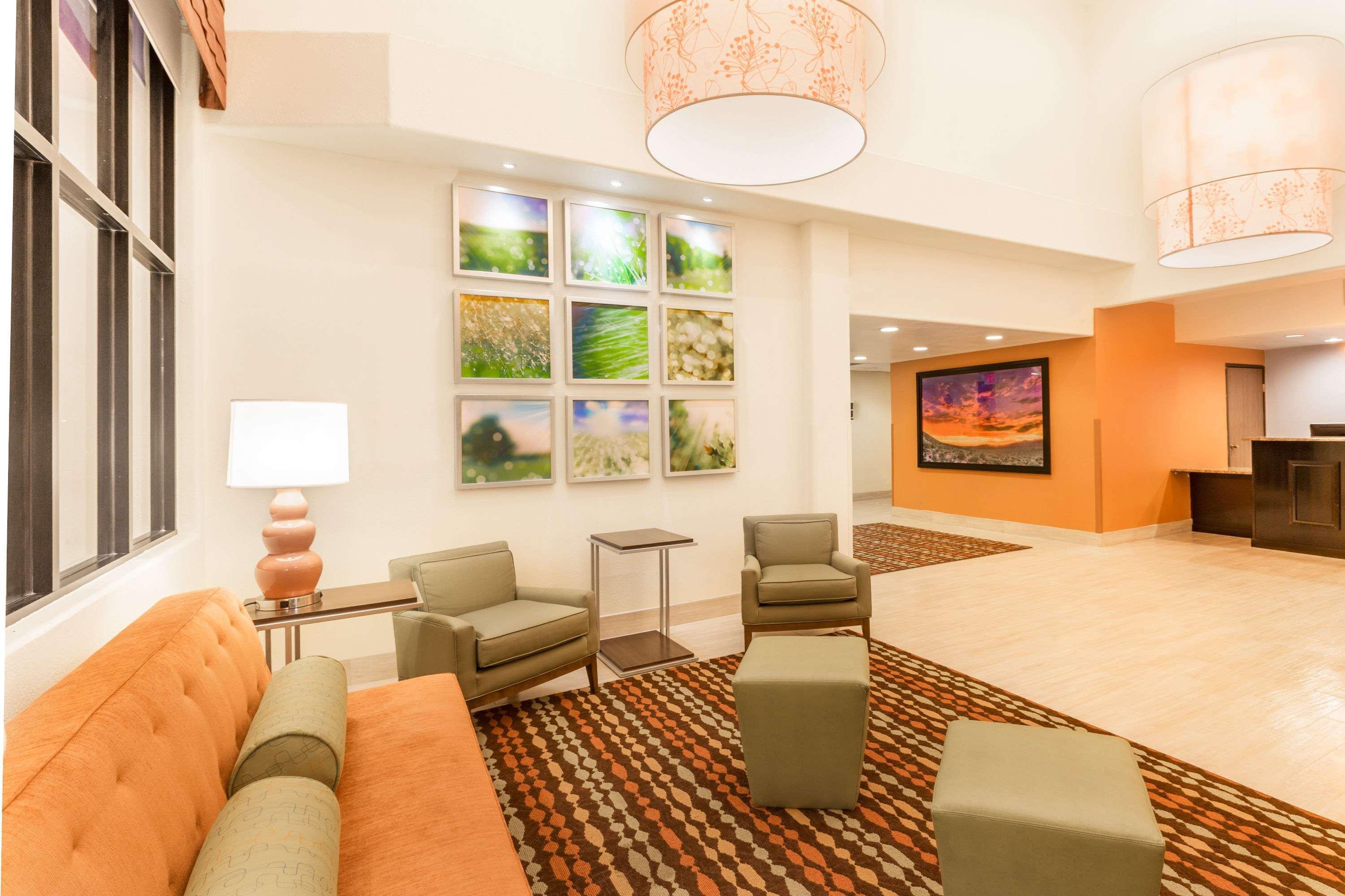 Days & By Wyndham Tucson/marana