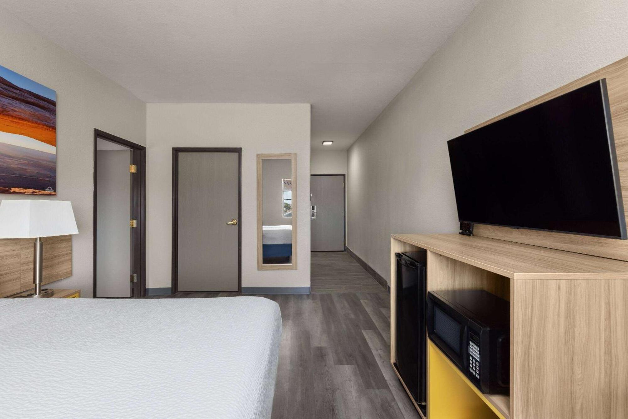 Days & By Wyndham Tucson/marana Hotel Cortaro